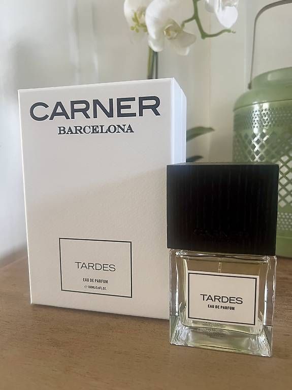 Profumi & Eau de Toilette: Carner Barcelona Tardes Parfum 100ml – Usato da Schaffhausen venduto da blu_69kx