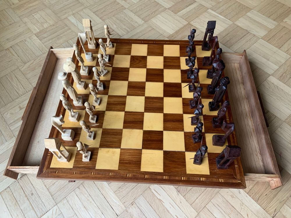 Schachbrett und Figuren Madagaskar (Gebraucht) in Unterägeri für CHF 60 ...