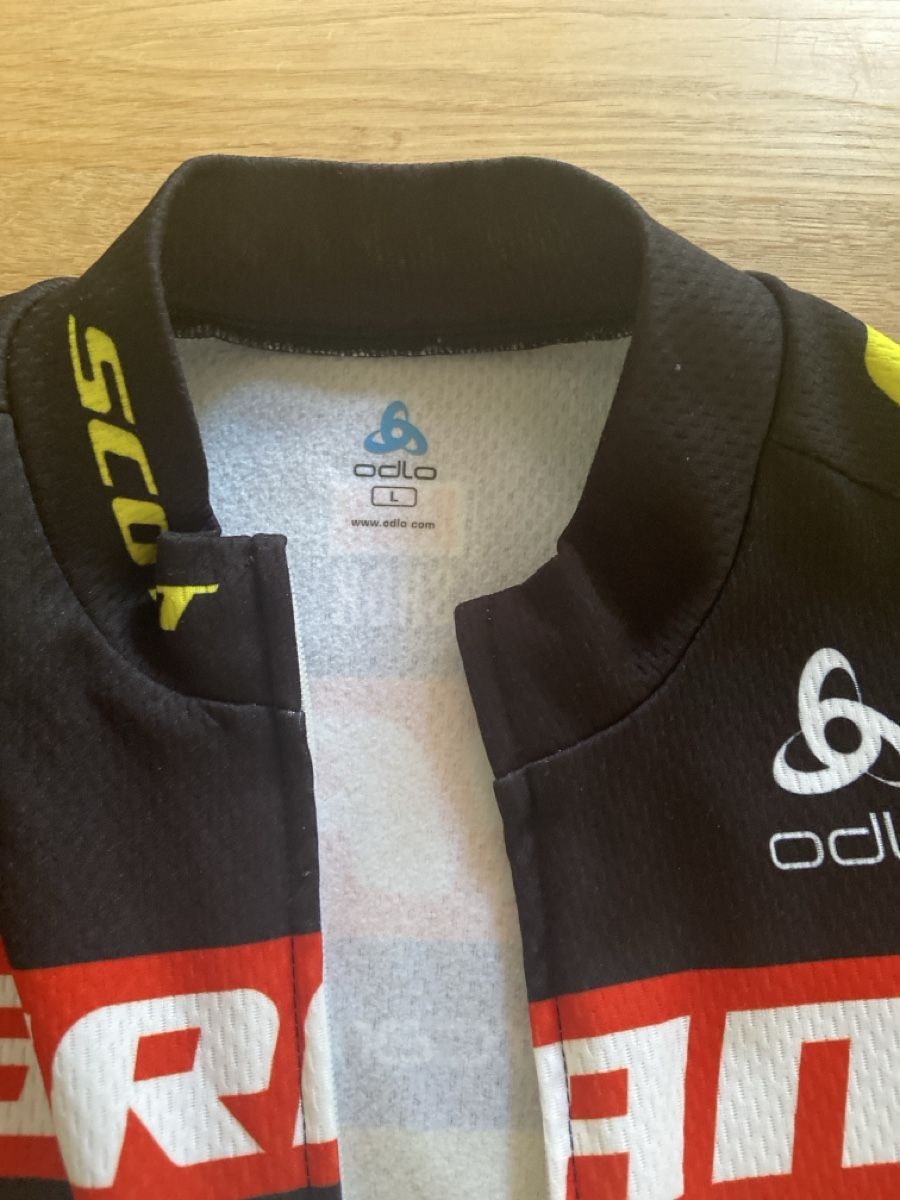 Scott Maillots de corps & Pantalons: Scott Sram Odlo – D'occasion à Chur par Kunst-Chur 1