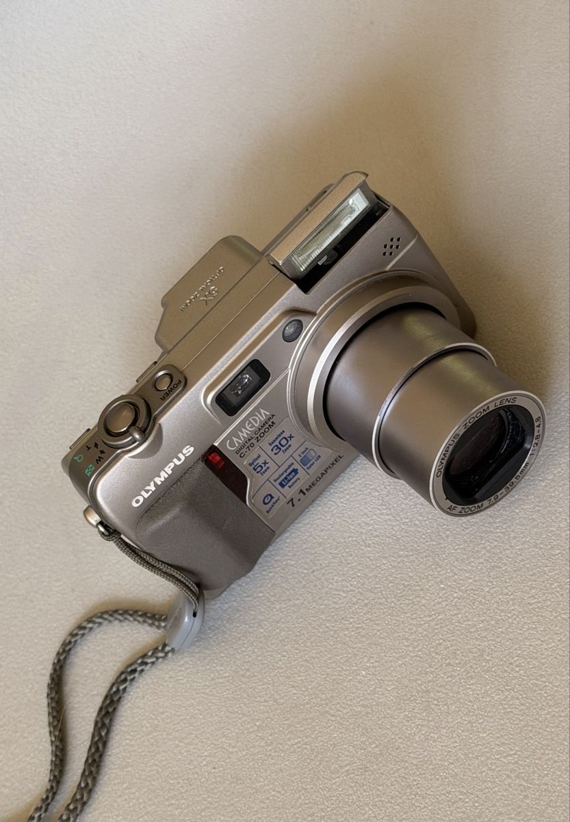 Olympus Kamera: Olympus Camedia C-70 Digitalkamera – Gebraucht aus Bern von xen_f5tl 3