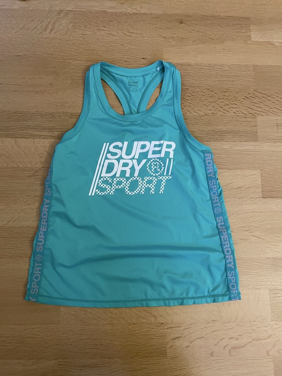 Superdry T-shirt: Sportshirt Superdry – Usato da Oberwil BL venduto da tomoag