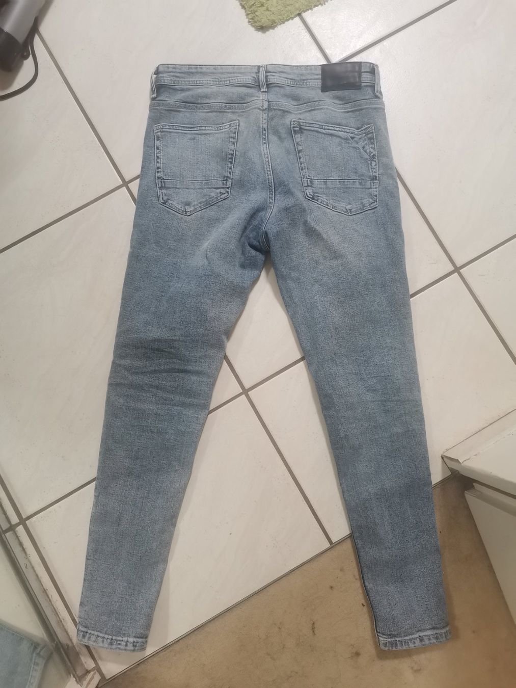Jeans: Jeans Gr. 32/34 – Usato da Therwil venduto da JeannysTrendStyle 1