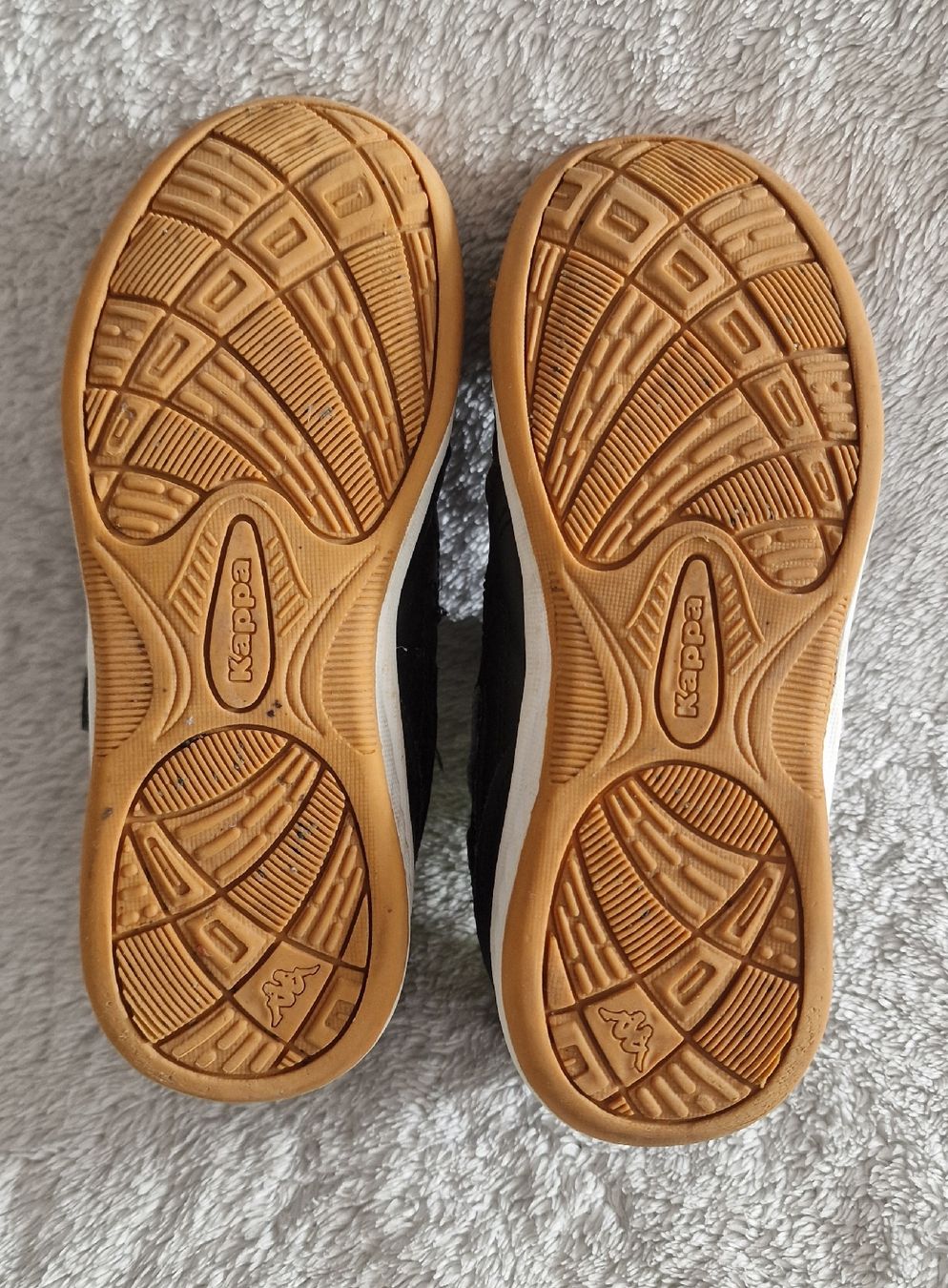 Kappa Scarpe per ragazzi: Hallenschuhe Kappa Grösse 29 – Usato da Zug venduto da Moehrli81 2