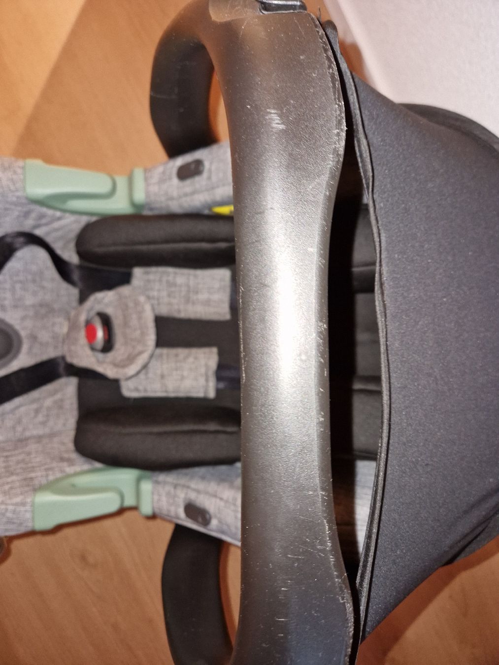 ABC Design Seggiolini per auto: Babyschale ABC Design Tulip mit Fusssack – Usato da Dreien venduto da vaniih93 6