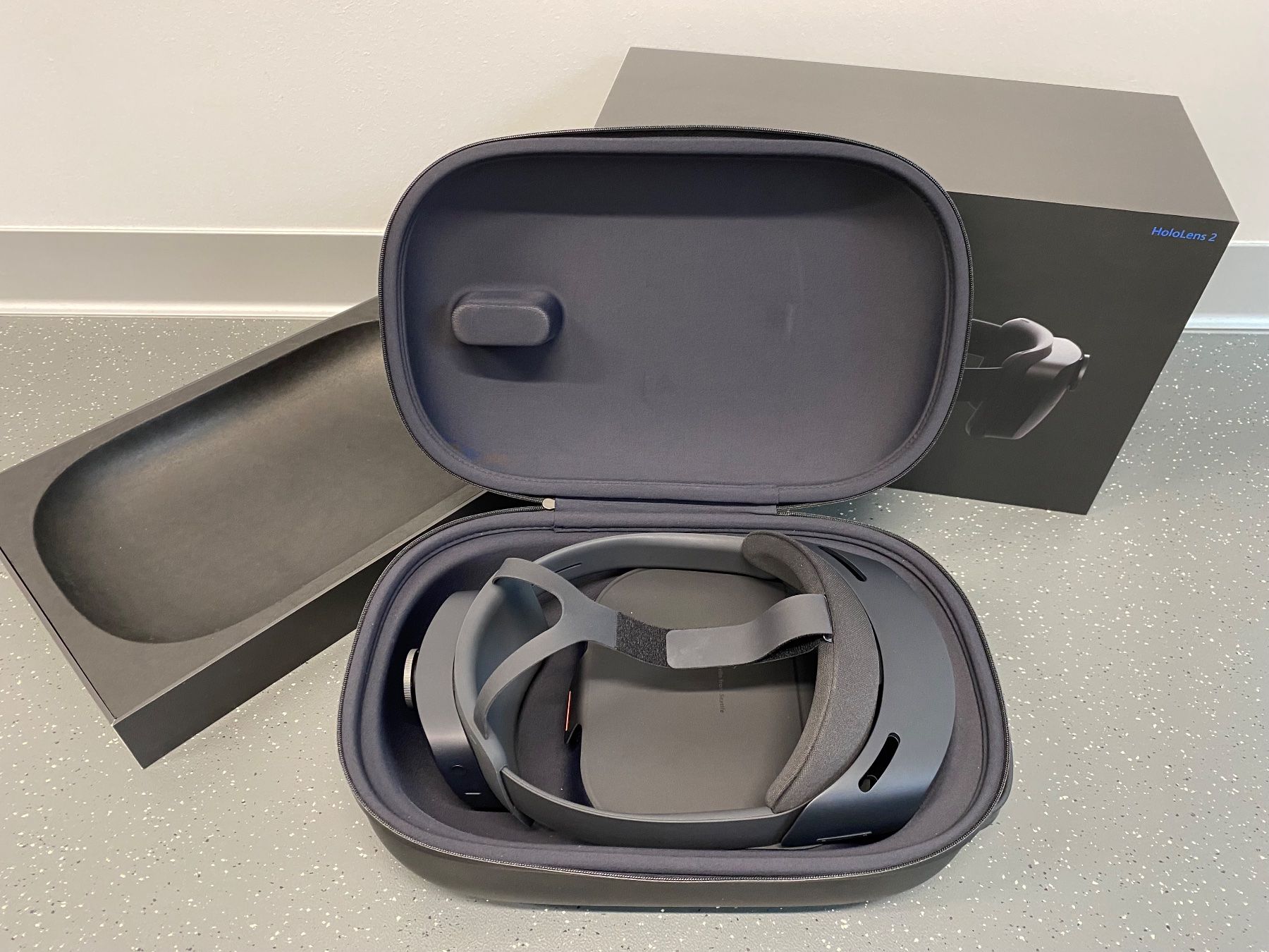 Sonstiges Zubehör: Microsoft HoloLens 2 – Neu (gemäss Beschreibung) aus Zürich von  2