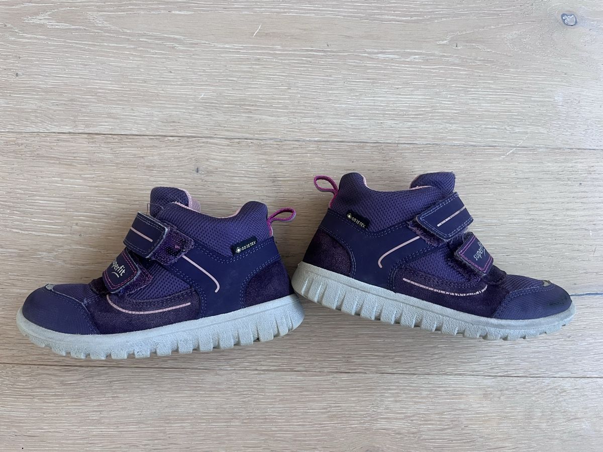 Superfit Scarpe per ragazze: Superfit Halbschuhe Goretex Grösse 29  – Usato da Gossau ZH venduto da DiBeGo 1