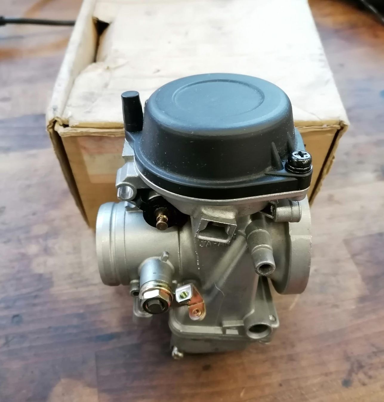 Suzuki Alle Motorradersatzteile: Vergaser zu Suzuki 13202-46E80 – Neu (gemäss Beschreibung) aus Mettendorf TG von Debrunner-Motosport 1