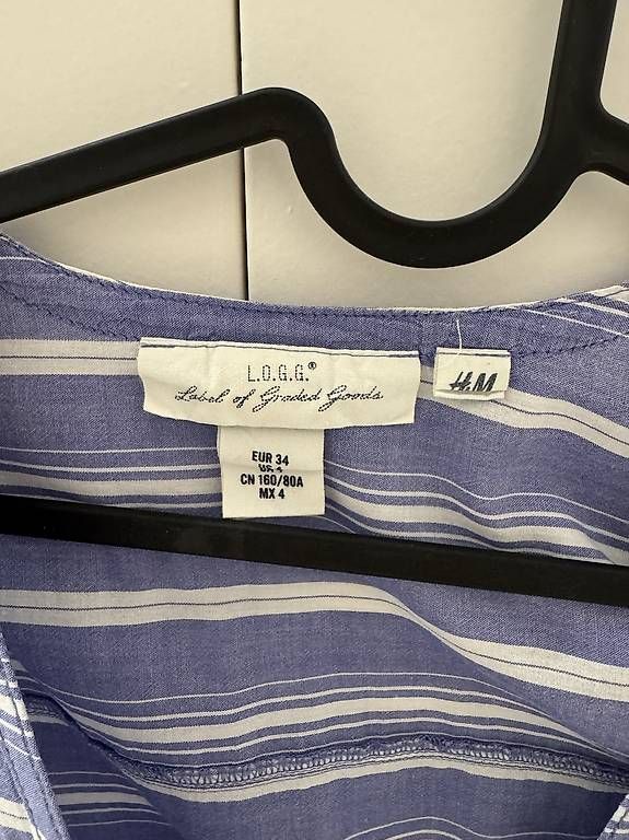 Chemisiers: Camicia H&M a righe bianca e azzurra – Neuf avec emballage d'origine à Chiasso par D.erre