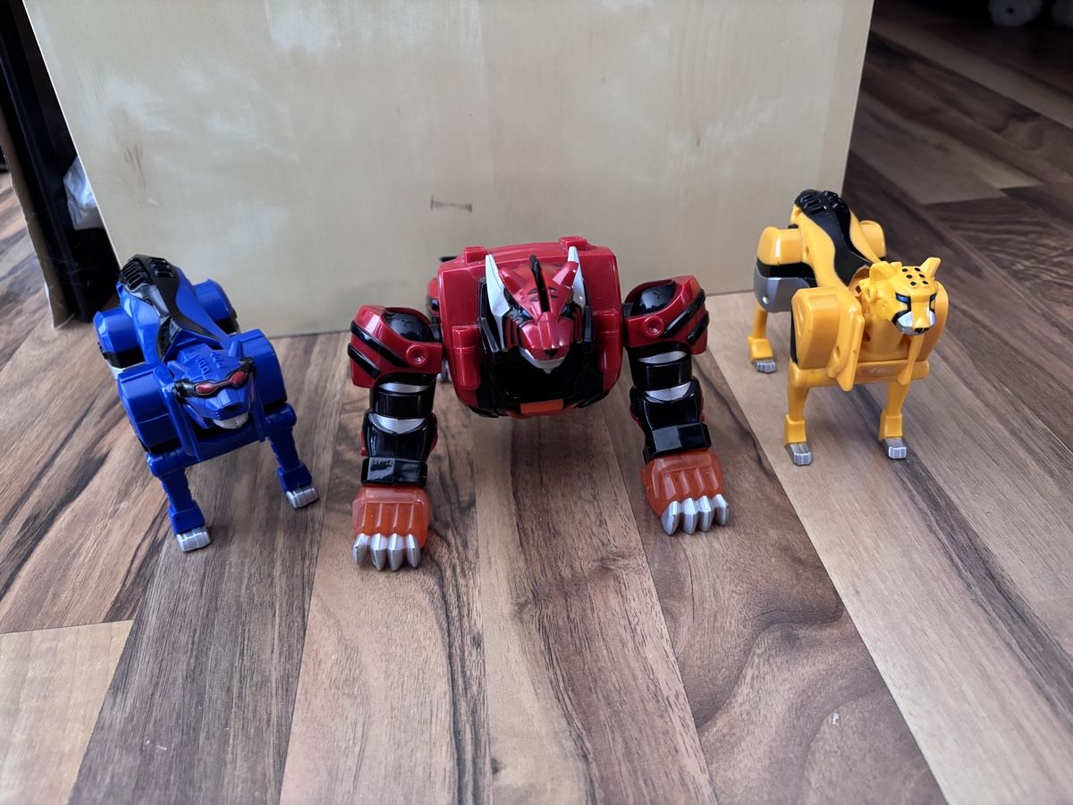 Bandai Statuette:  Predazord aus Power Rangers Wild Force  – Usato da Lyss venduto da Zam_nm8g 1
