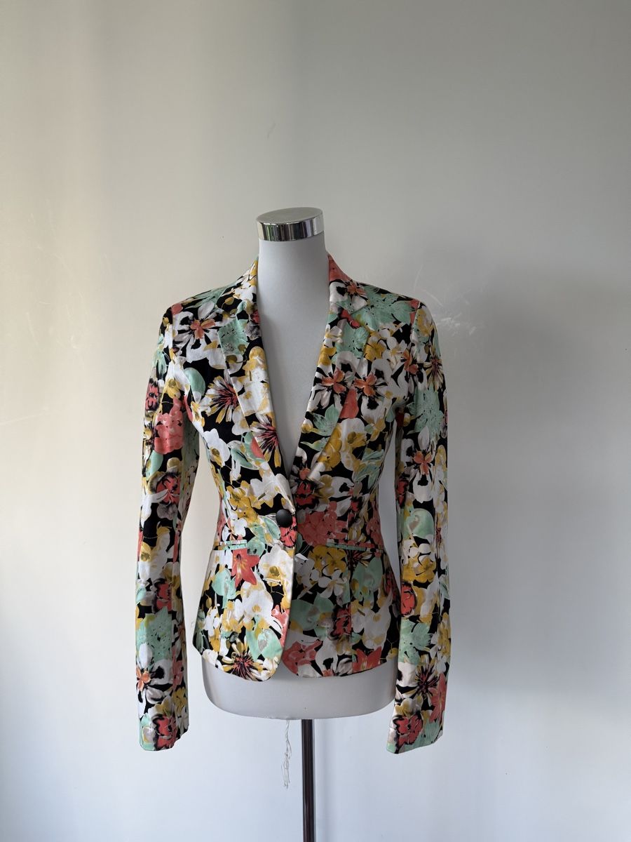 Vila Jacken: Vila Blazer mit Blumenmuster, Grösse S - Top Zustand! – Neu (gemäss Beschreibung) aus Zürich von JOD213