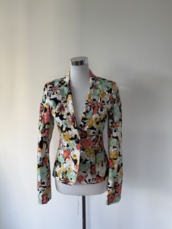 Vila Blazer mit Blumenmuster, Grösse S - Top Zustand!