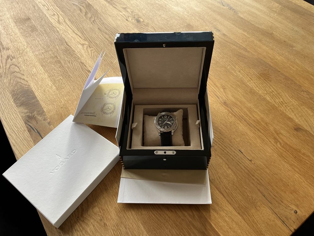 IWC Orologi: Vogard Business Officer Special Edition, wie neu – Usato da Bern venduto da Minok 1