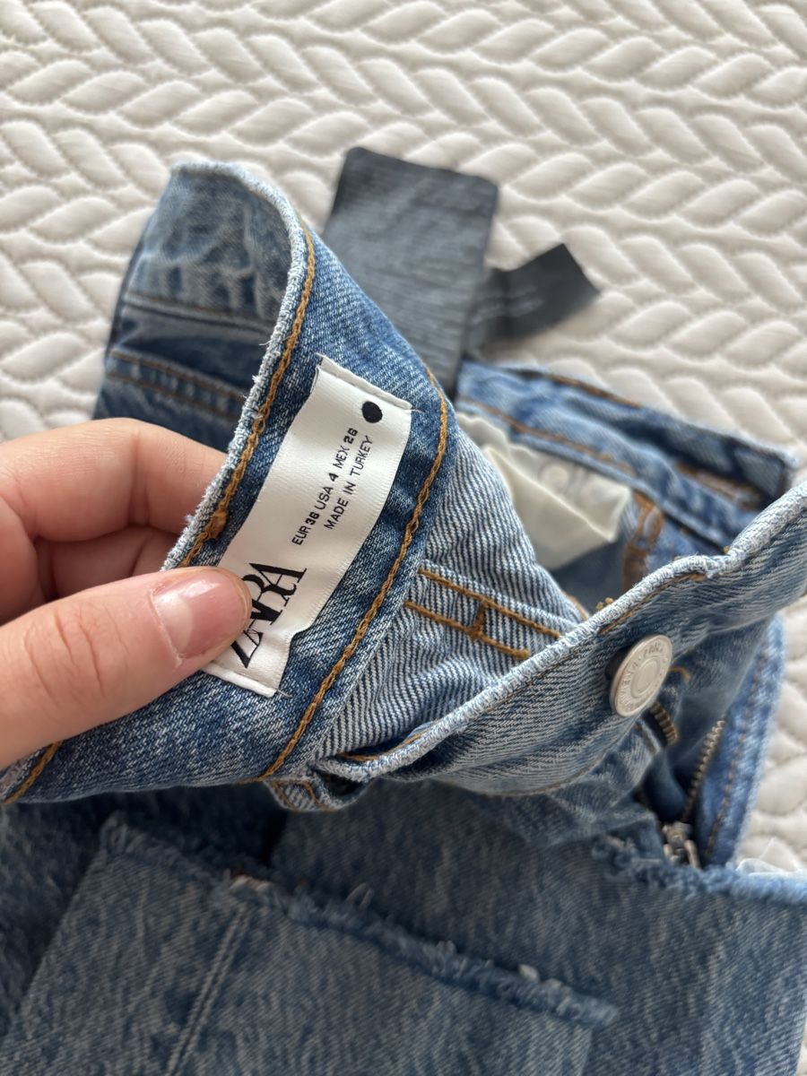 Zara Jeans: Zara Jeans Size 36 NP: 50.- – Nuovo (secondo la descrizione) da Horgen venduto da len_qjz9 6