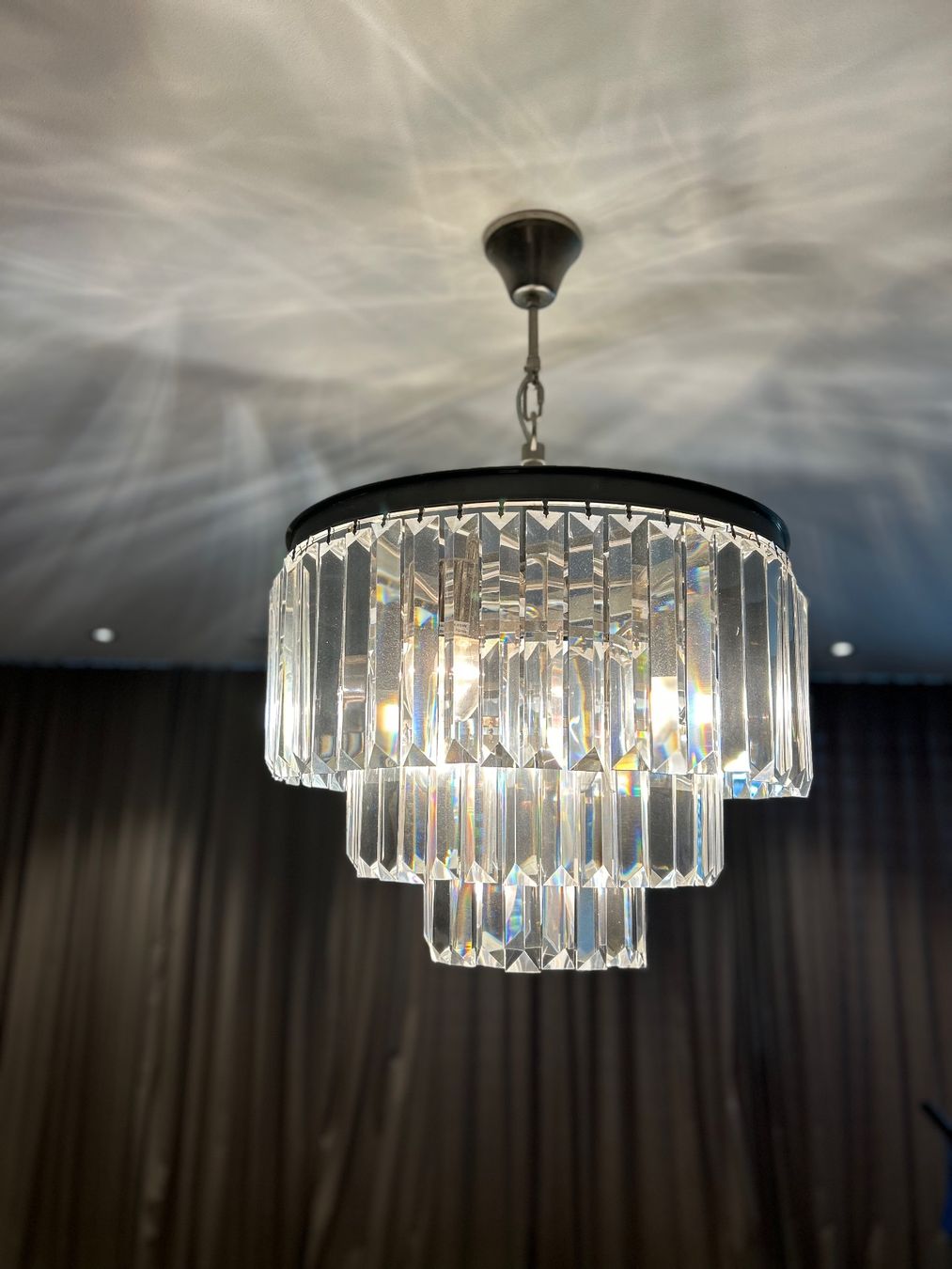 Lampade: Beautiful Chandelier – Usato da Kilchberg ZH venduto da Chua 1