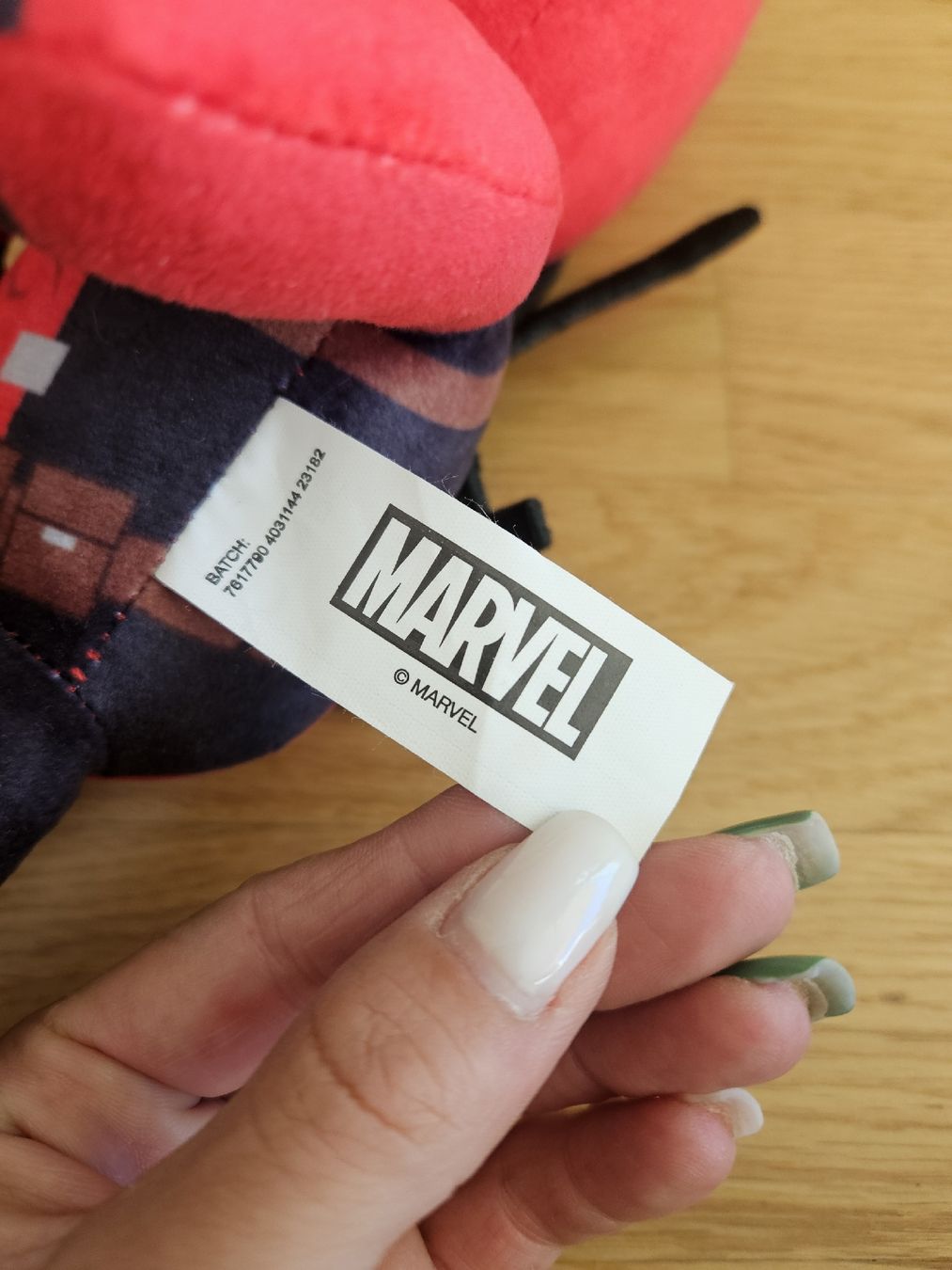 Marvel Giocattoli: Peluche Deadpool Marvel, neuve – Nuovo e nell'imballaggio originale da Morges venduto da Mlle_Croft_91 3