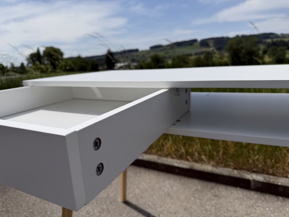 Scrivanie: Bürotisch – Usato da Triengen venduto da ragart 2