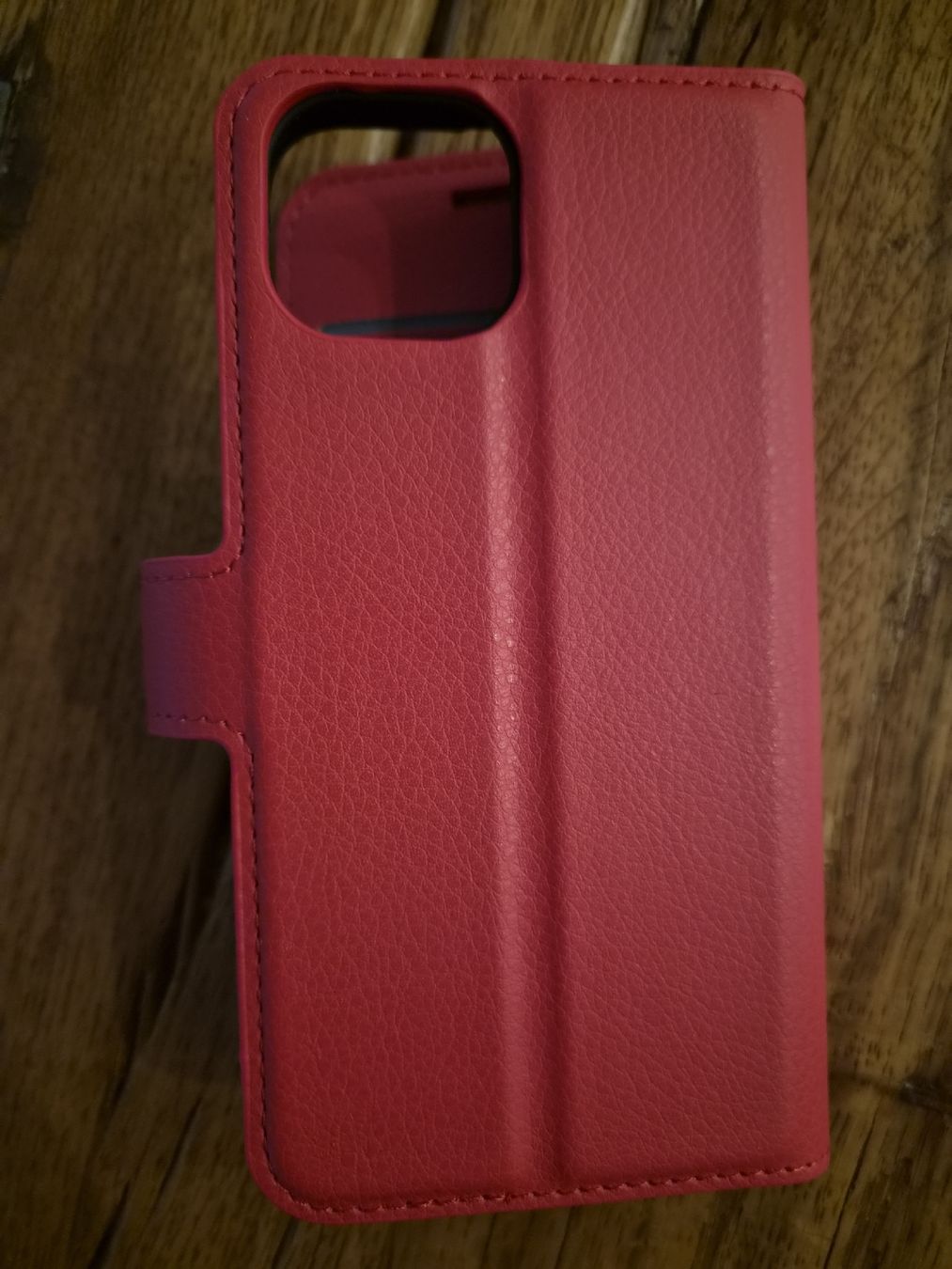 Apple Telefoni cellulari / Smartphones: Hülle zu iPhone 14 rot neu ungebraucht  – Nuovo e nell'imballaggio originale da Zofingen venduto da Tinpan 3