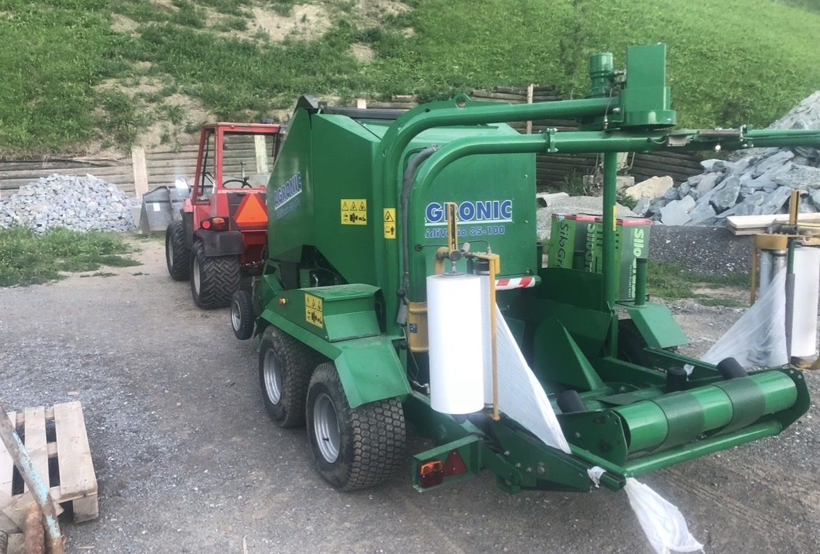 Alle Maschinen: Agronic Kompi Rundballenpresse – Gebraucht aus Staldenried von dom_s68x 2