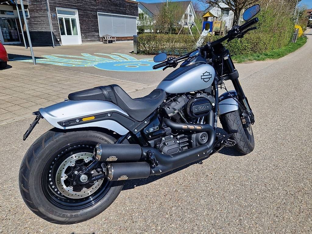 Chopper: Harley Davidson Fat Bob FXFBS 114 – Usato da Zürich venduto da Dogsve