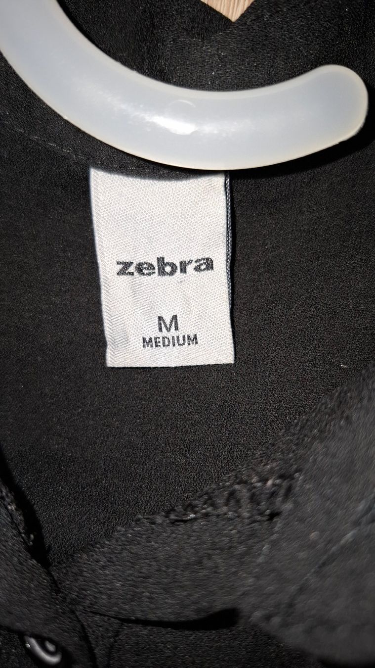 Zebra Blusen: Schwarze Bluse, Gr. M – Gebraucht aus Plagne von Reticulum01 3