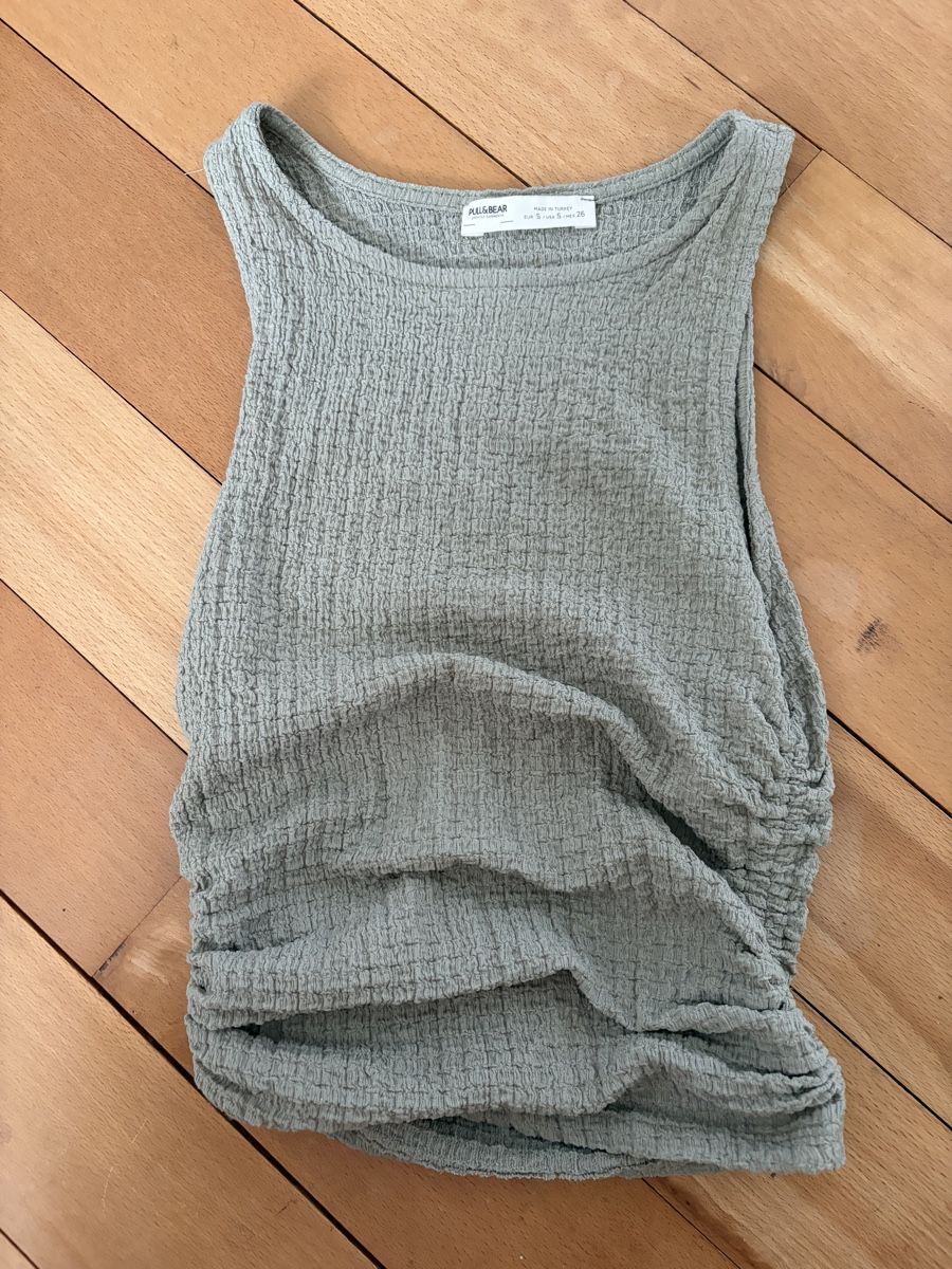 Pull&Bear Tops: Pull&Bear Top Grösse S grau gerüscht neuwertig – Neu (gemäss Beschreibung) aus Zürich von 123456789juju 3