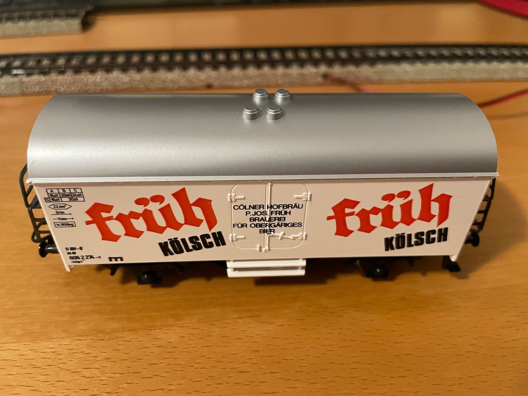 Märklin Modellini di ferrovie: Märklin Güterwagen früh Kölsch – Nuovo e nell'imballaggio originale da Baden venduto da albi86