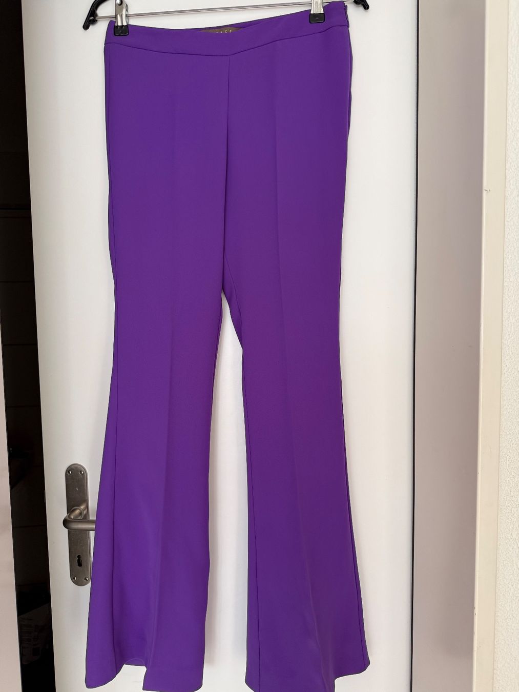 Pantaloni: SPACE SIMONA CORSELLI I DAMENHOSE – Usato da Zürich venduto da flo_7cvq