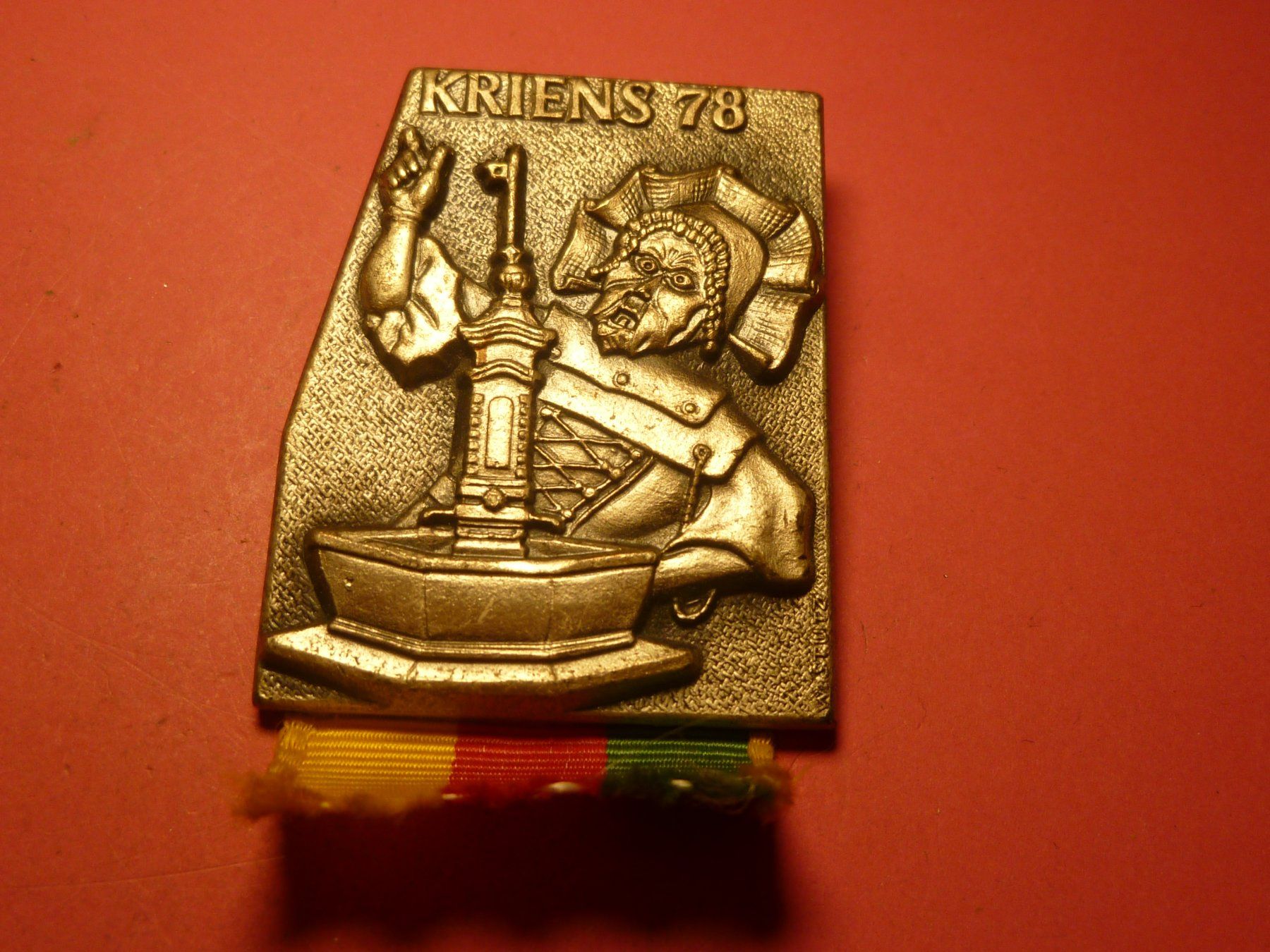 Plaquettes & Badges: KRIENS 1978 SILBER – D'occasion à Ried (Muotathal) par Mandarin02