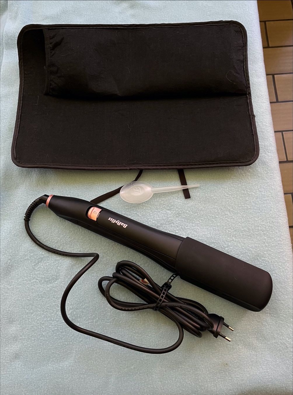 Accessori per capelli: Piastra a vapore per capelli BaByliss – Usato da Lugano venduto da Caroline88