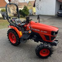 ZU VERKAUFEN KUBOTA EK1-261 ALLRAD