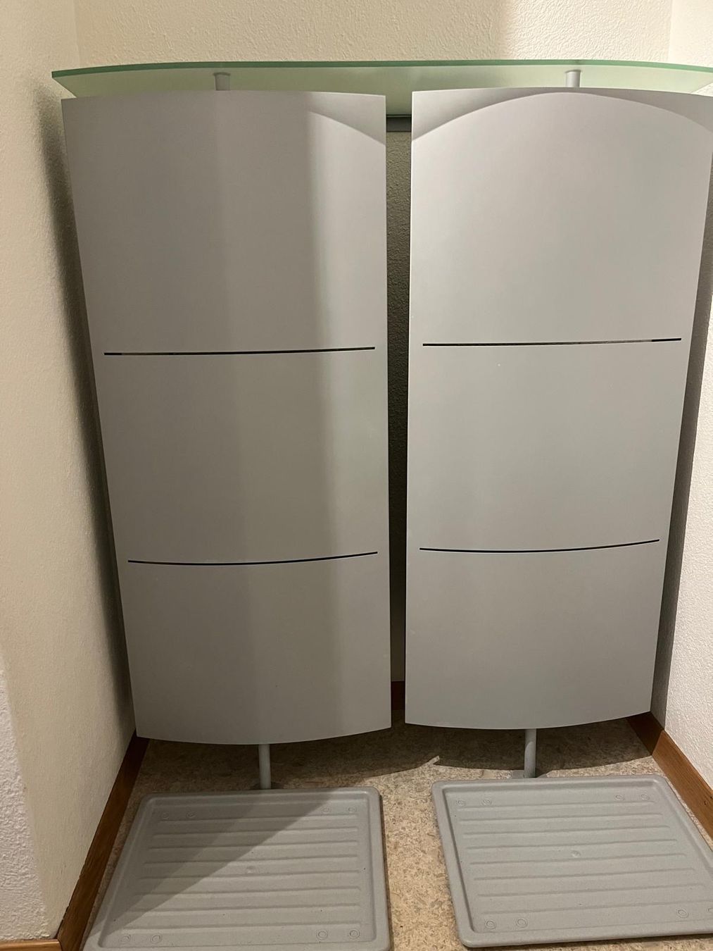 Armadi: Schuhschrank drehbar – Usato da Zürich venduto da inf_99g9