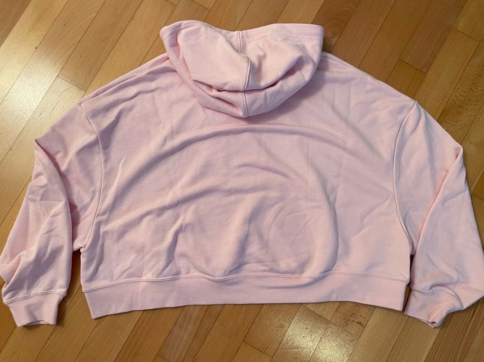 Nike Maglioni & Felpe: Nike cropped hoodie size M – Nuovo (secondo la descrizione) da Castagnola venduto da Car2X2N 3