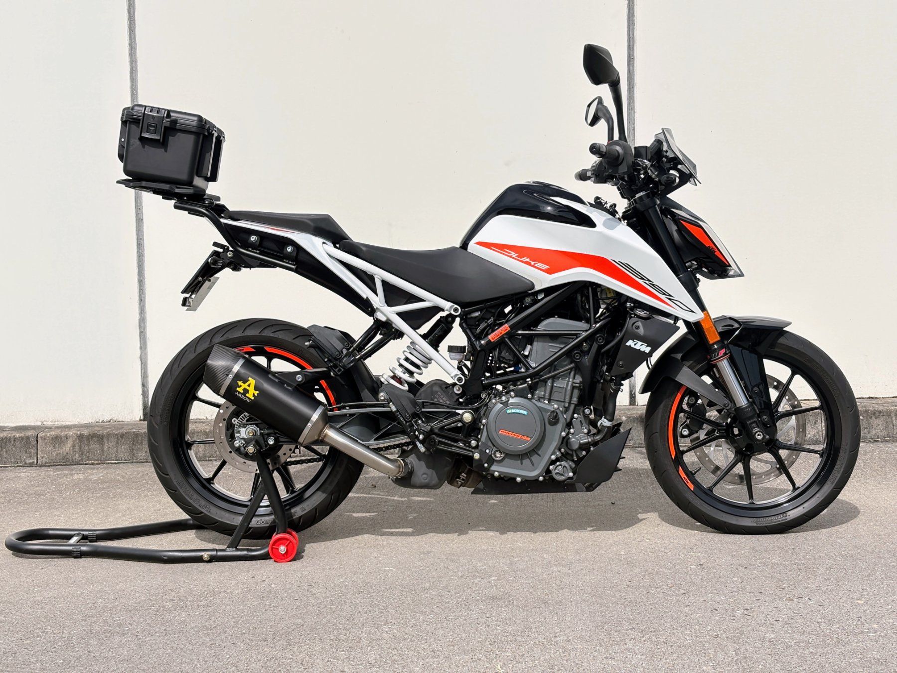 KTM Strasse: KTM Duke 390 A2 – Gebraucht aus Pfungen von pulsedriver9