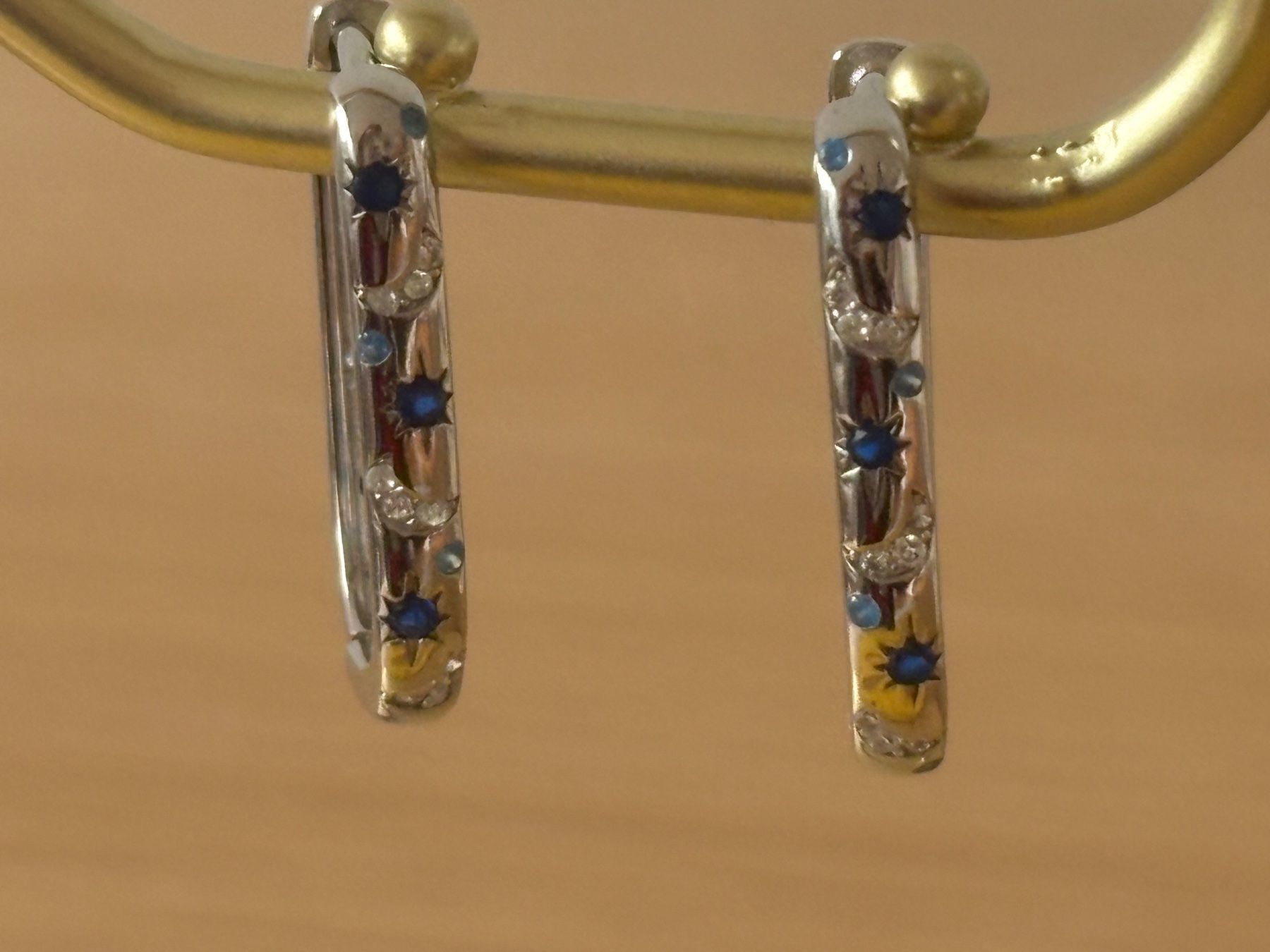 Orecchini pendenti & Orecchini a lobo: Luxus Elegante Ohrstecker  Silberfarben/ weiss blau – Nuovo (secondo la descrizione) da Biel-Bienne venduto da Roserosse13 3
