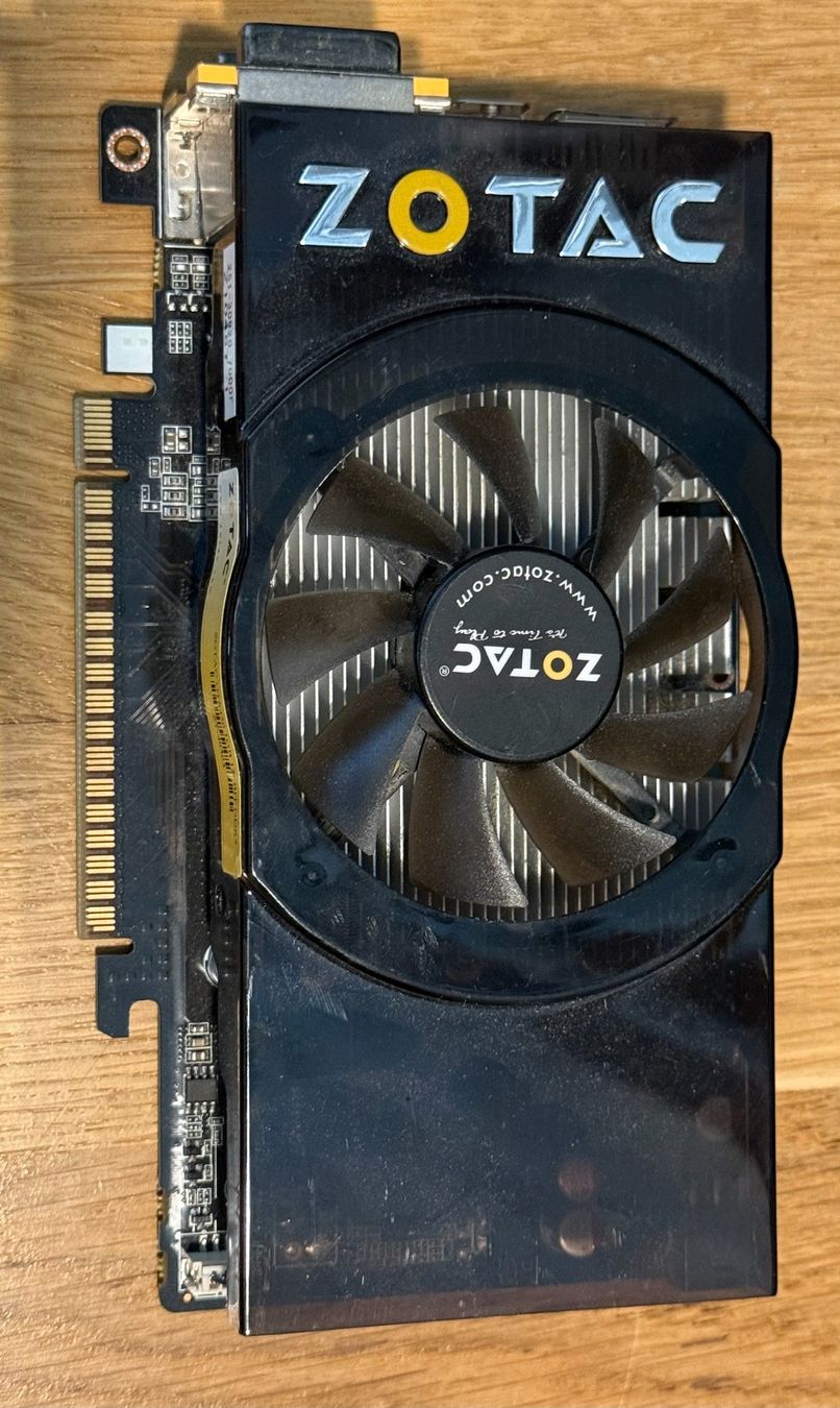 Zotac Grafikkarten: Zotac GTS450 1GB – Gebraucht aus Uster von peterhuber82