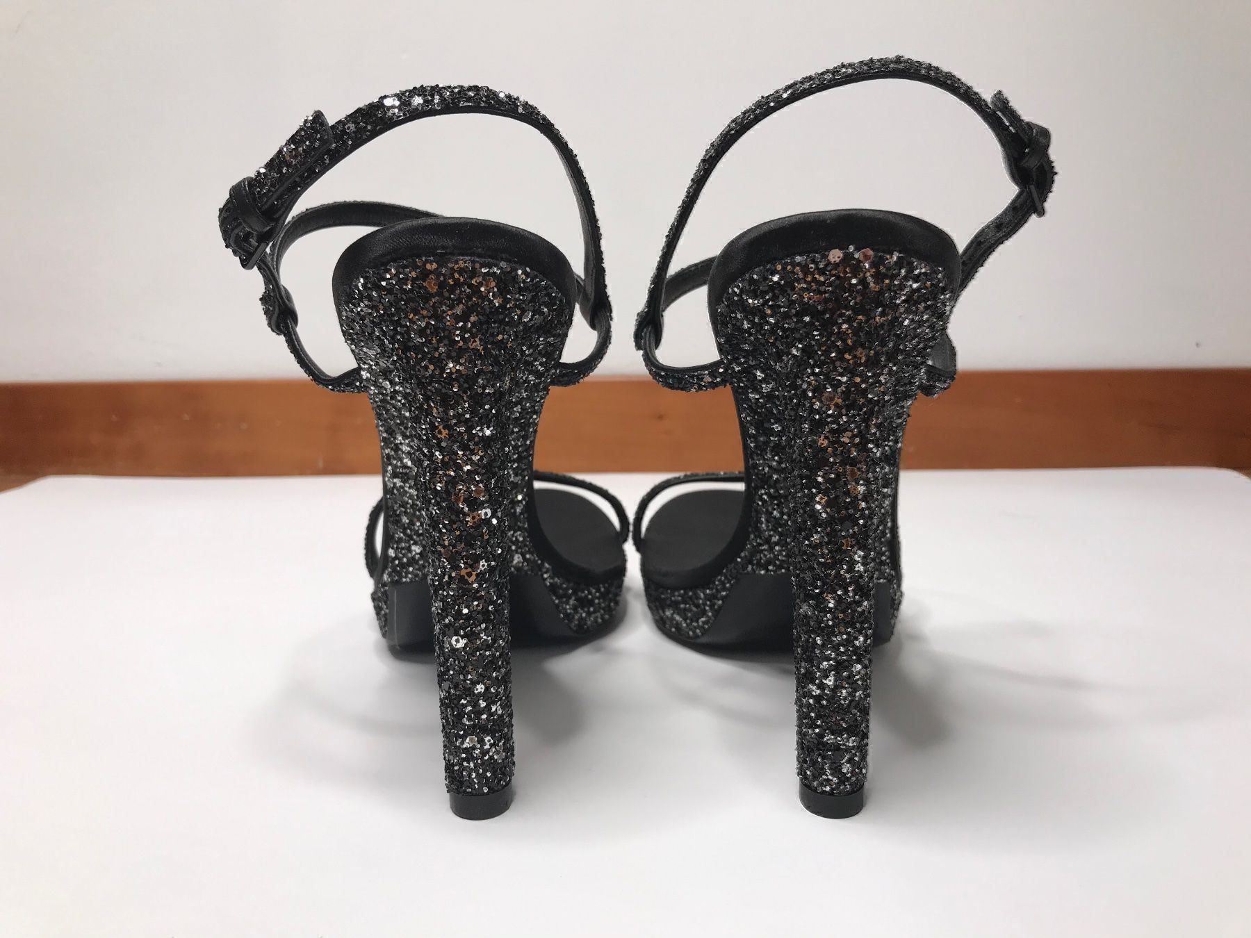 Saint Laurent Scarpe da donna: NEW - Yves Saint Laurent High Heels – Nuovo e nell'imballaggio originale da Cama venduto da UnleashdByAna 2