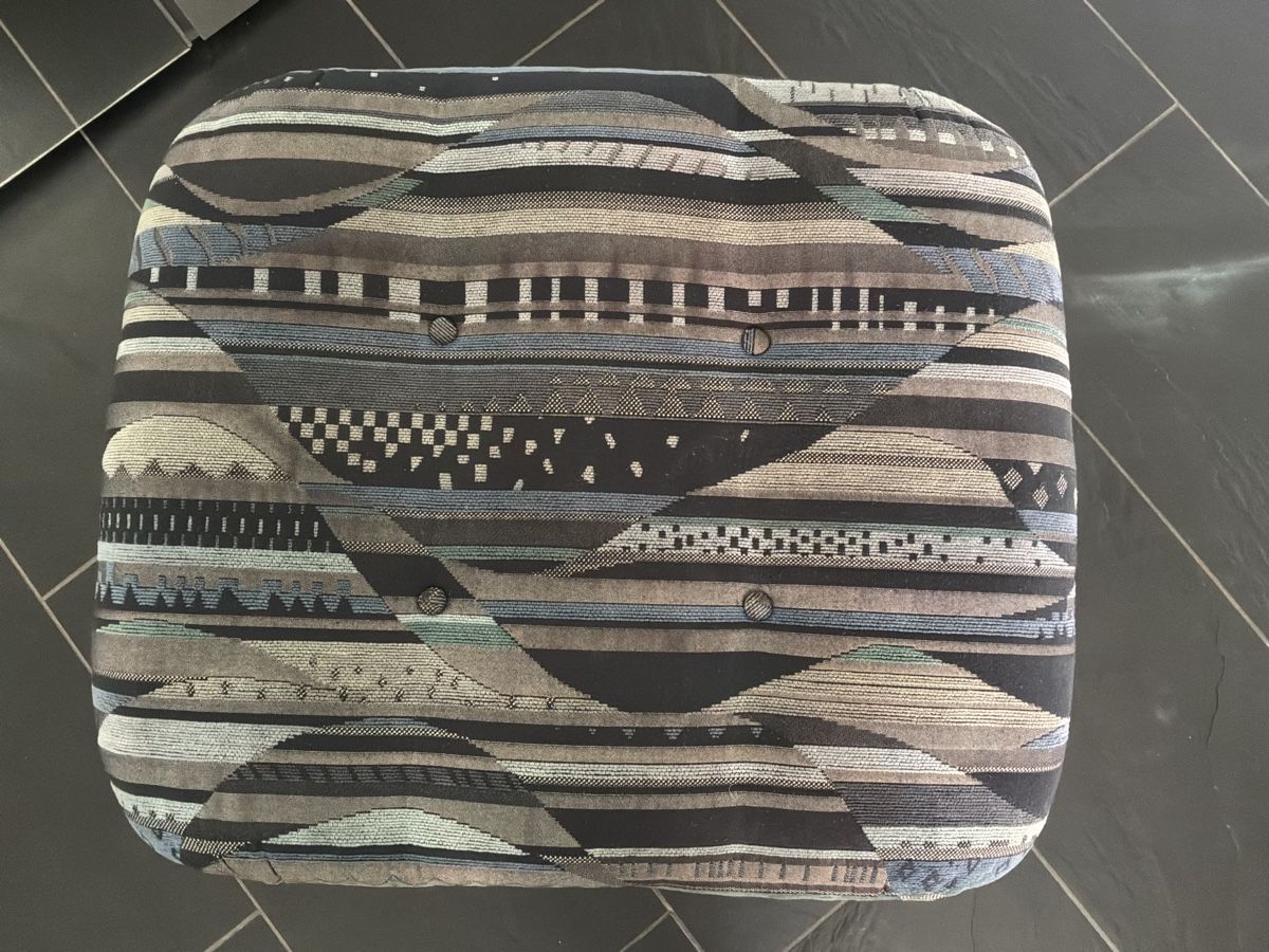 Poltrone: Set Sessel und Hocker aus blauem Rattan – Usato da Bremgarten AG venduto da Belana0 6