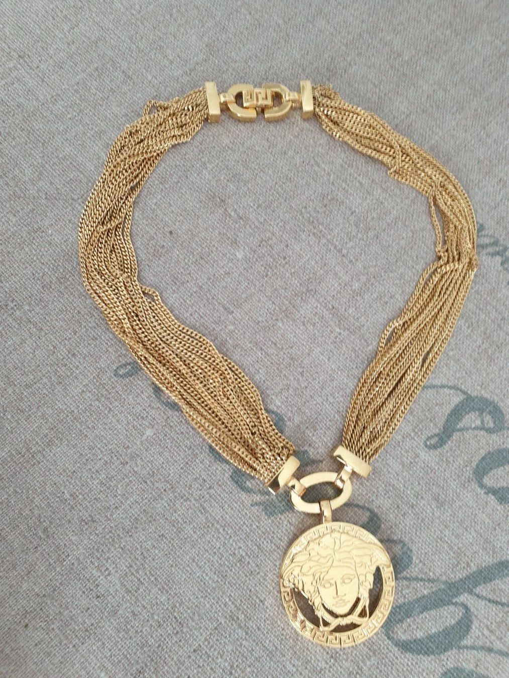 Versace Catenine: Versace Gianni High End Vintage Kette – Nuovo (secondo la descrizione) da Bottmingen venduto da sandy_2 3