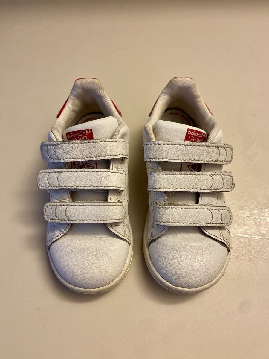 Adidas Scarpe per ragazzi: Stan Smith Adidas sneakers 24 – Usato da Zürich venduto da Mariaov