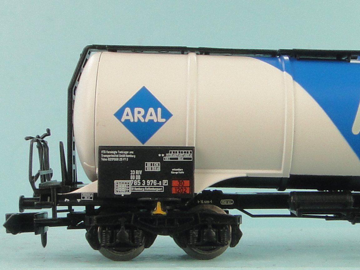 Trix Modellini di ferrovie: Minitrix Spur N DB Kesselwagen Aral – Usato da Bülach venduto da Albitrain 4
