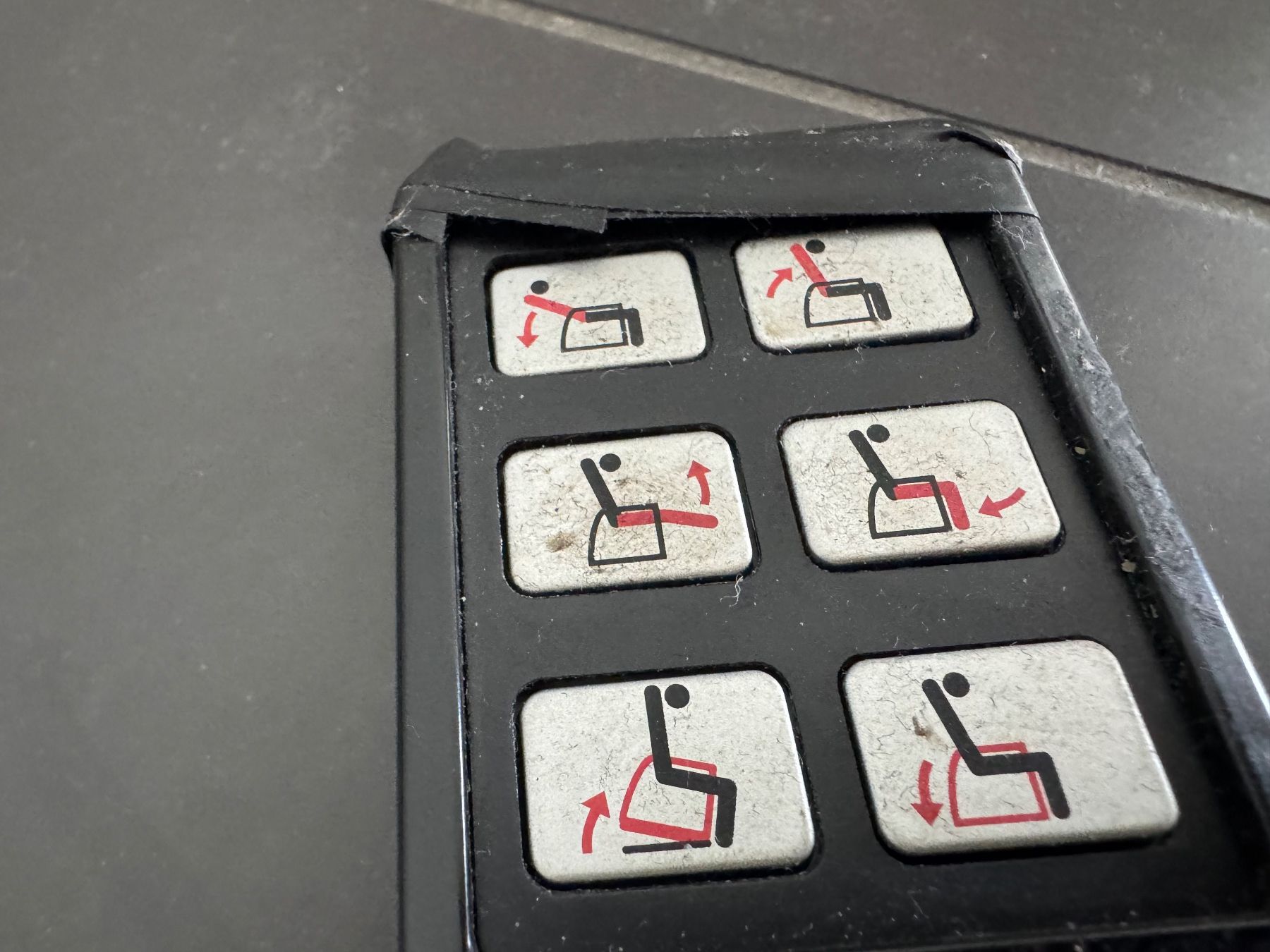 Poltrone: Sessel, weisses Leder, – Difettoso da Einsiedeln venduto da Svenkurt 7