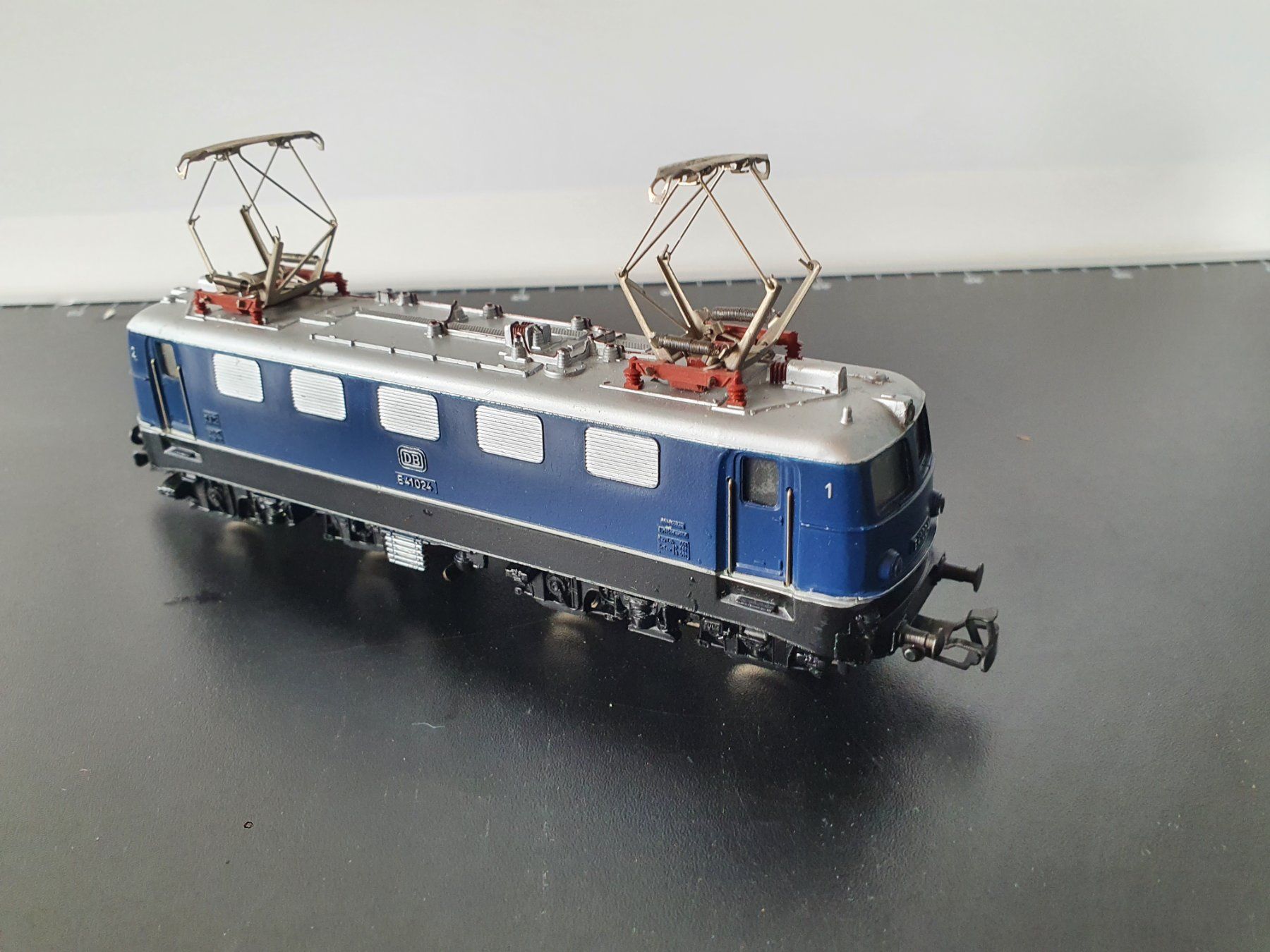 Märklin Modellini di ferrovie: MÄRKLIN: DB E-LOK BR E41 BLAU GUSSMODELL 3034 OVP – Usato da Biglen venduto da taunus82 4