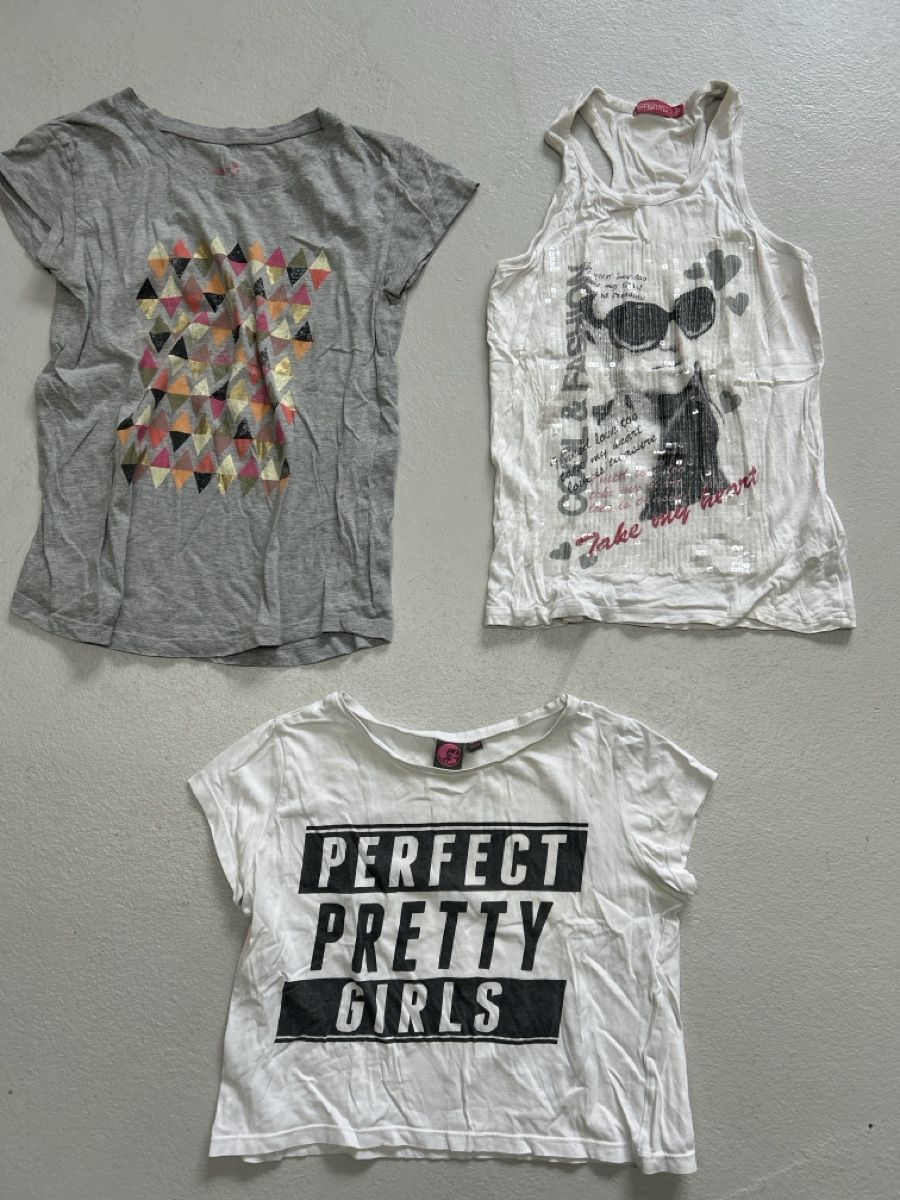 Camicette, T-shirt & Top: T-Shirt Gr 152 – Usato da Lostorf venduto da Venice16