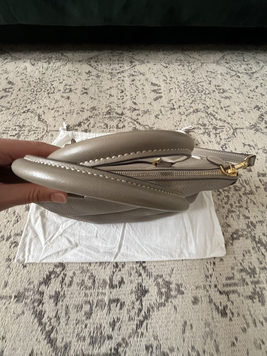 Prada Borse da donna: Original Prada Handtasche Leder Taupe – Usato da Chur venduto da Mity88 5