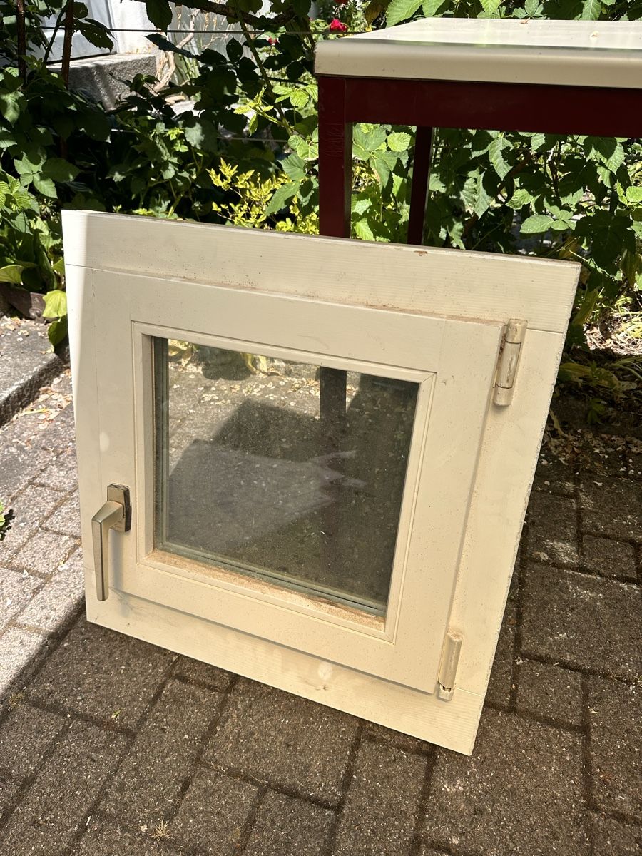 Finestre: Holzfenster mit zweifach isolierglas – Usato da Winterthur venduto da Cady-7