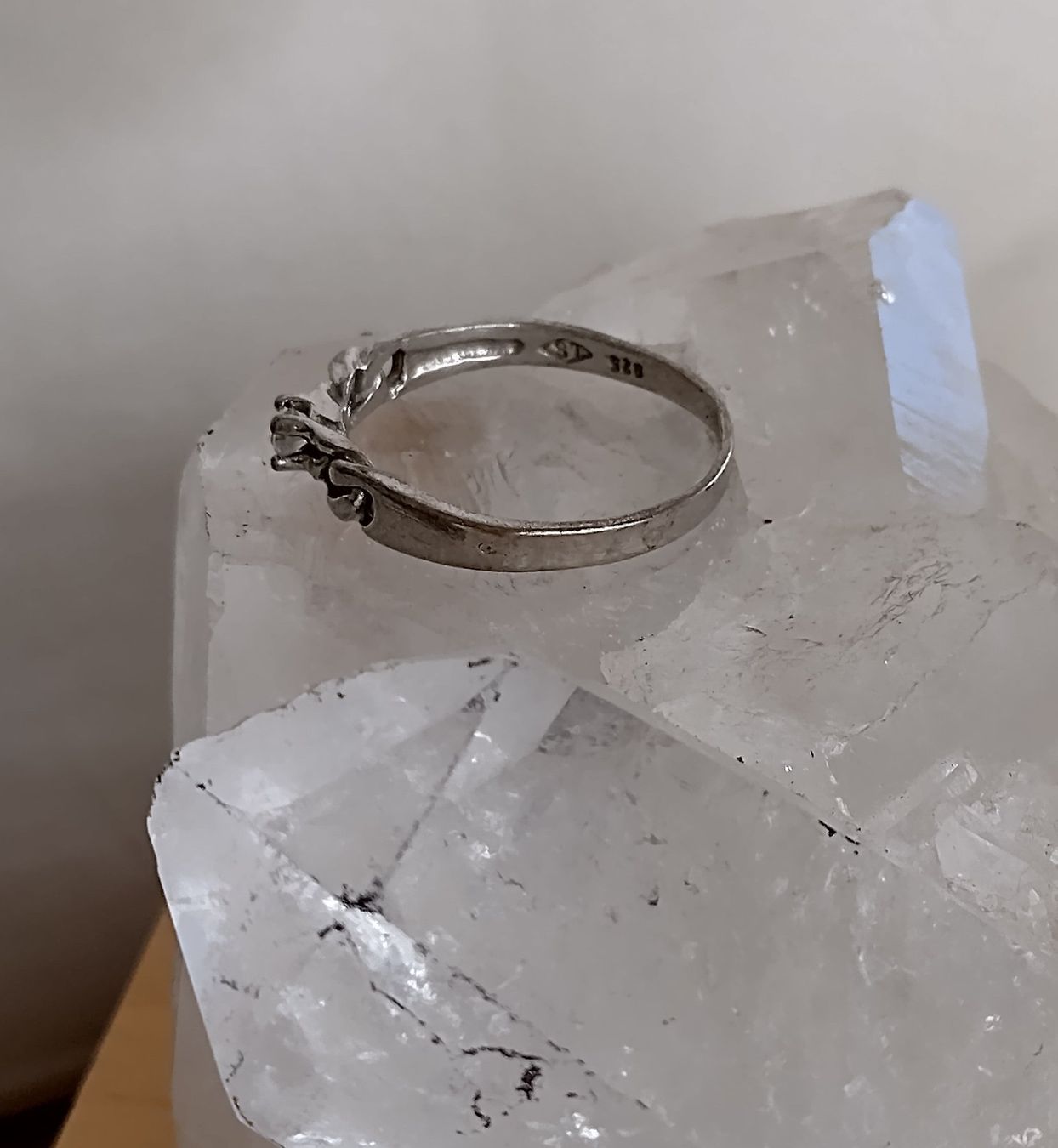 Ringe: RING SILBER  925 MIT KLEINEM ZIRKONIA – Gebraucht aus Romanshorn von Glitzer-Paradies 2