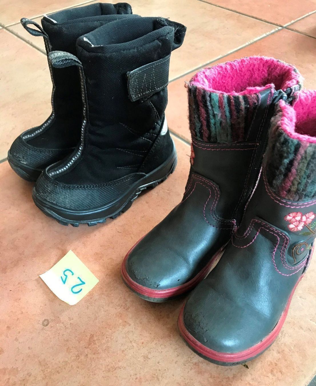 Scarpe per ragazze: Herbst/Winterschuhe Grösse 25 – Usato da Schmitten FR venduto da FAJost