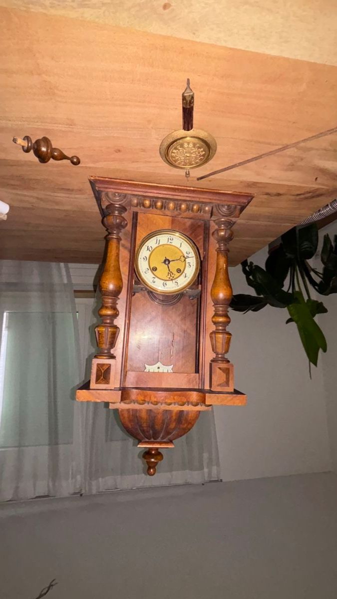 Orologi: Antike Wanduhr – Difettoso da St. Gallen venduto da Verkaufen111