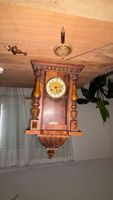 Antike Wanduhr