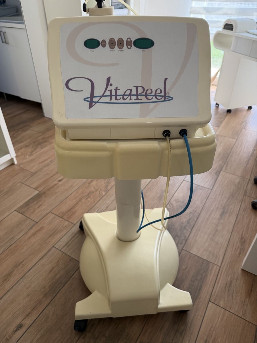 Medizinische Geräte: VitaPeel Microdermabrasion – Gebraucht aus Aarau von AylaK